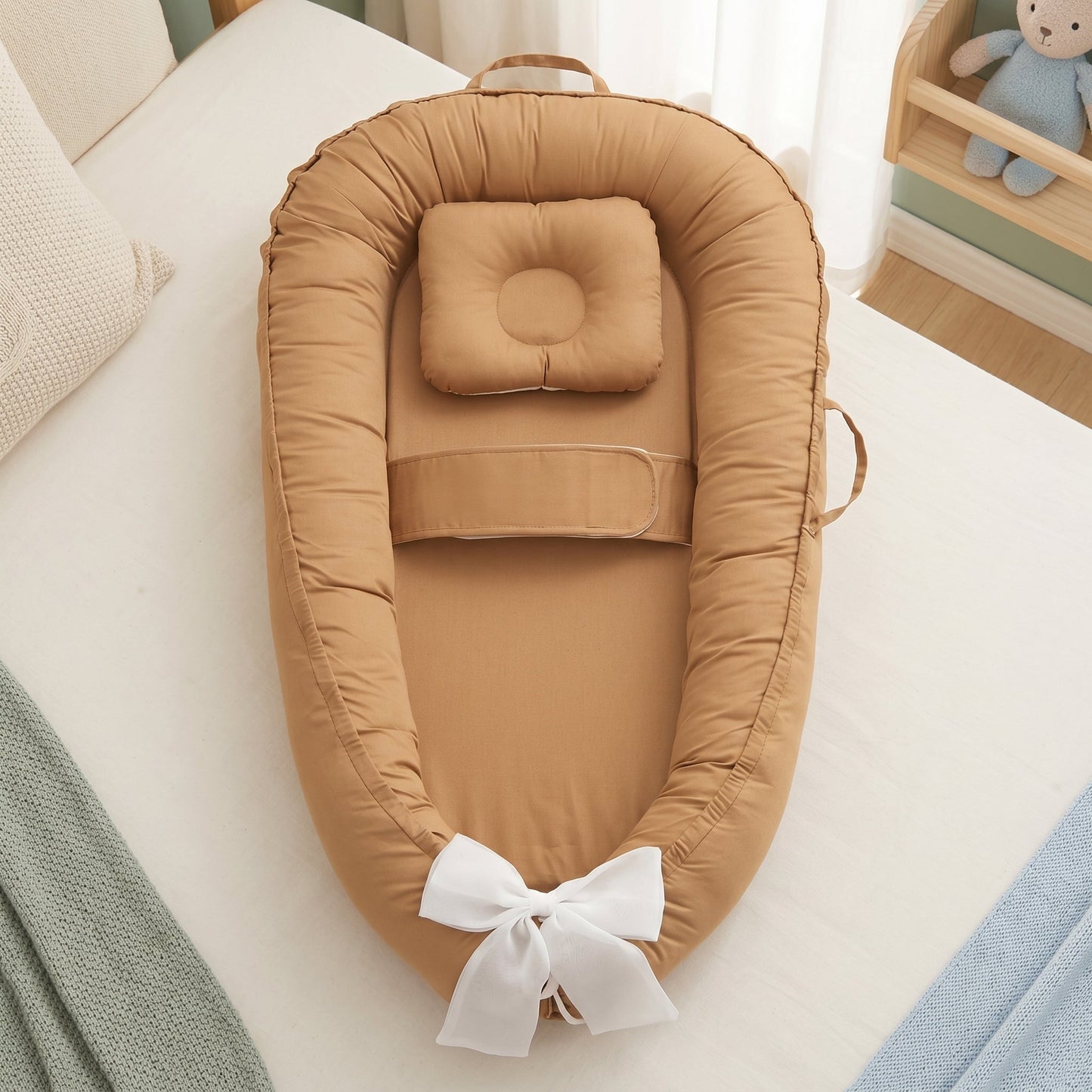 Halo Winged Baby Nest