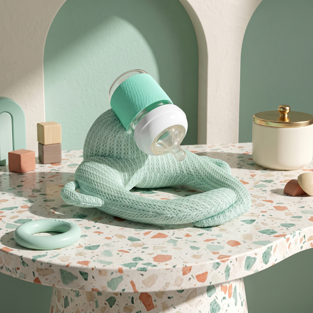 Huggleo Feeding Support Cushion