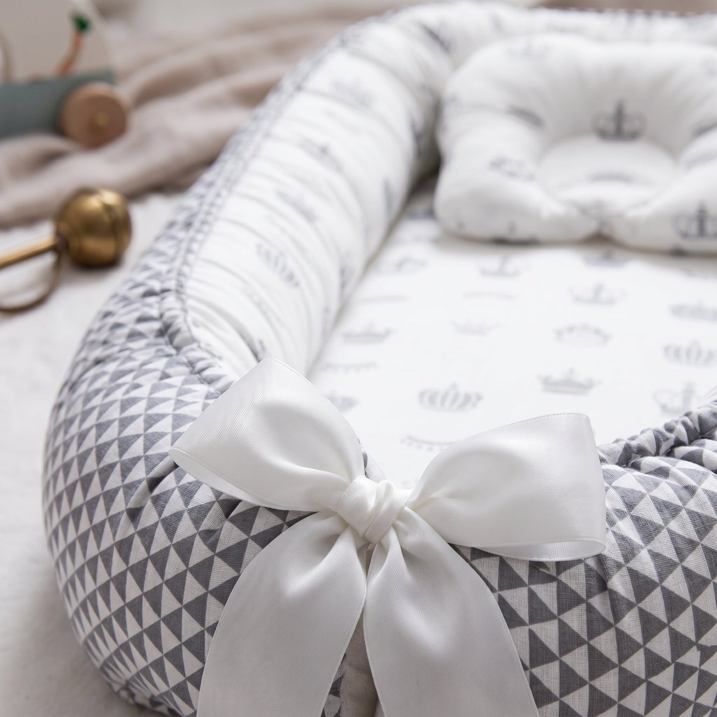 Cocoon Portable Baby Lounger