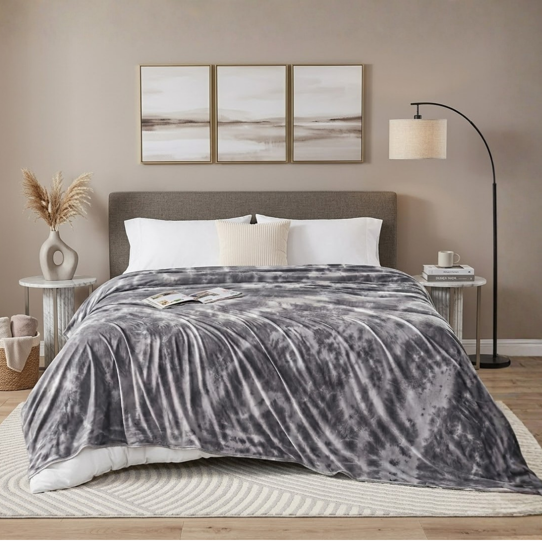 Cooling Nylon Dual Sided Blanket with Breathable Lined Design