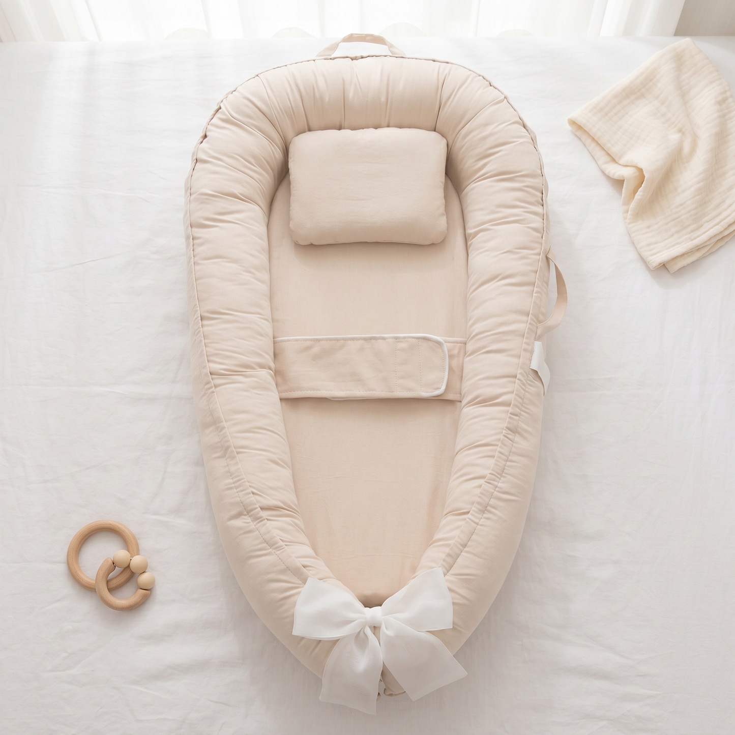 Halo winged baby nest, beige, product photo